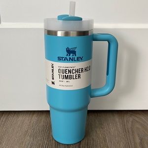 STANLEY The Flowstate Quencher H2.0 Tumbler 30 oz (Color: Pool)